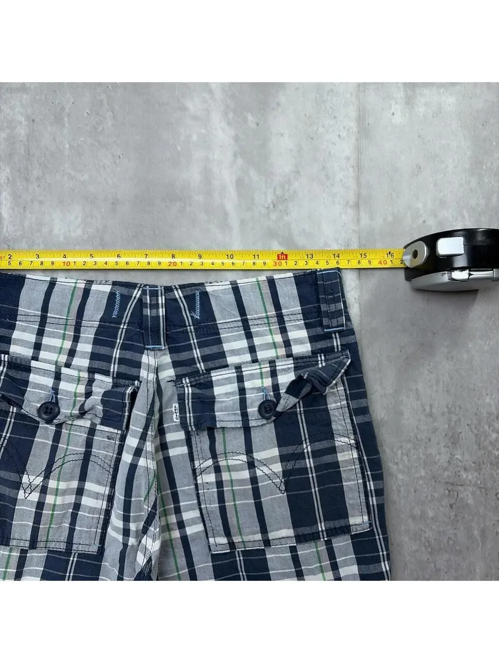 Y2K Navy Levi’s Grunge Plaid Baggy Skater Cargo Shorts